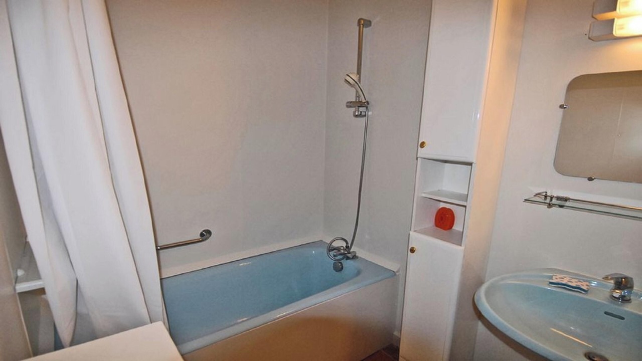 Photo of Bathroom in Lannes