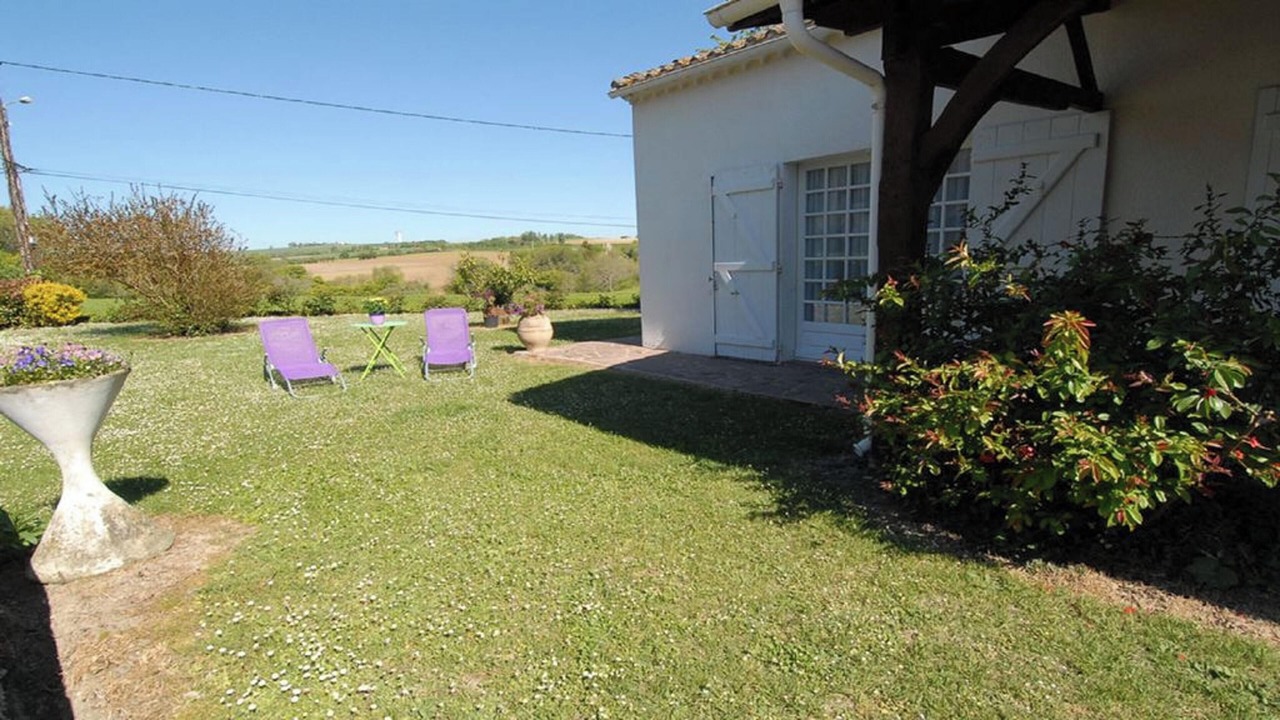 Photo of Outdoor in Lannes