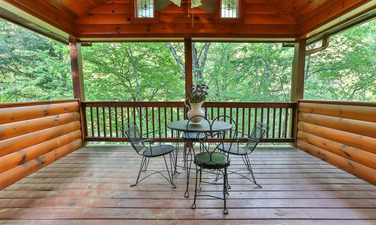 Photo of Patio Balcony in East Ellijay