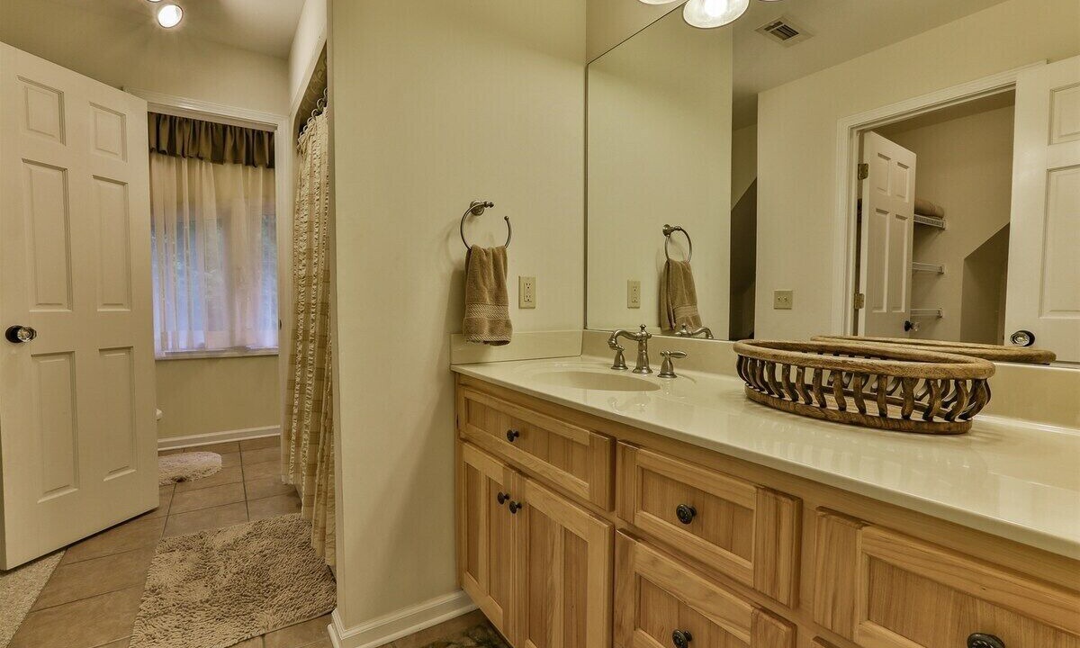 Photo of Bathroom in East Ellijay