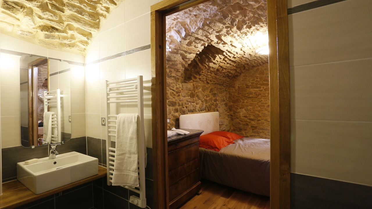 Photo of Bedroom in Sabran
