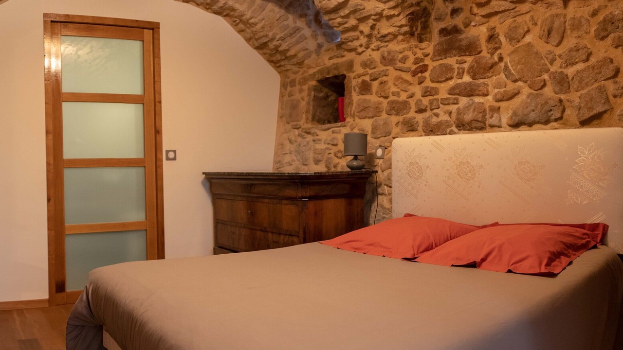 Photo of Bedroom in Sabran