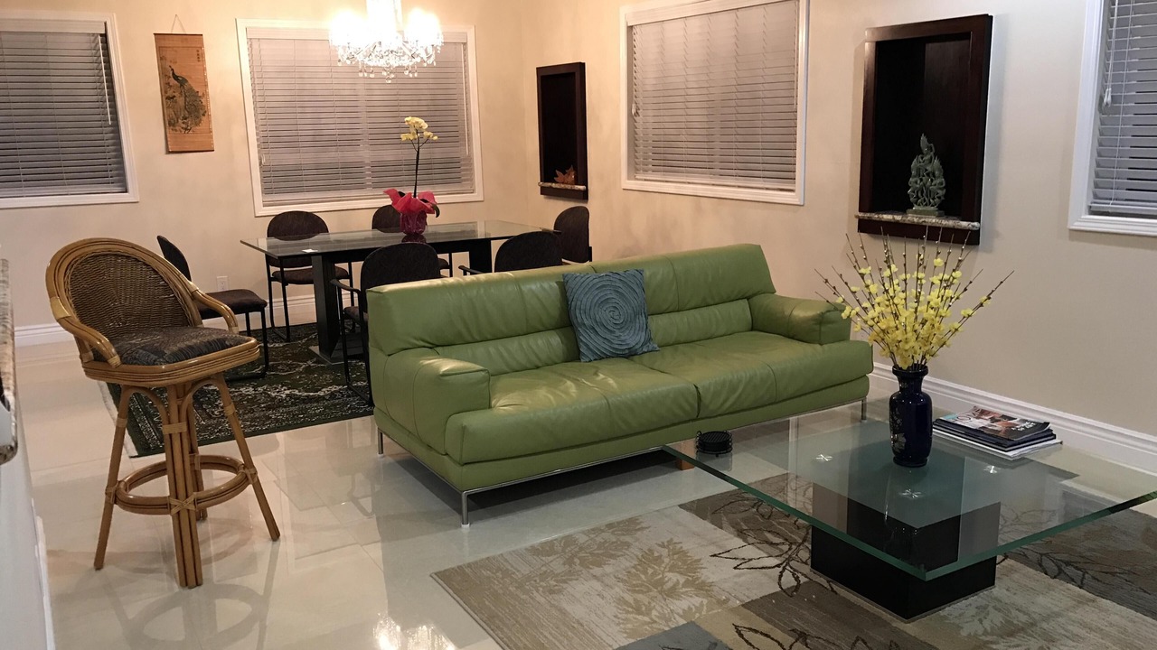 Photo of Livingroom in Makakilo City