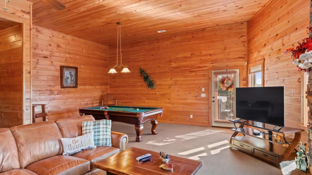 Photo of Livingroom in Blue Ridge