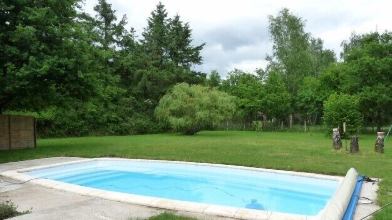 Photo of Outdoor in La Ferte-Saint-Cyr
