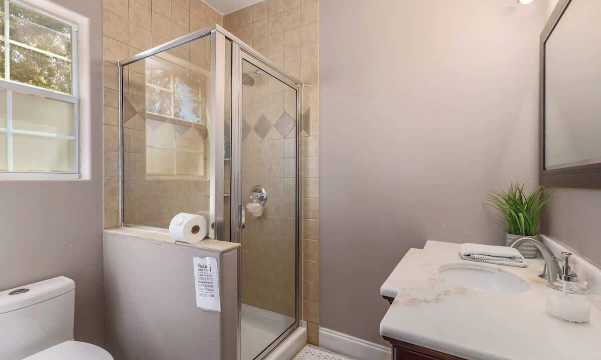 Photo of Bathroom in Bouldin