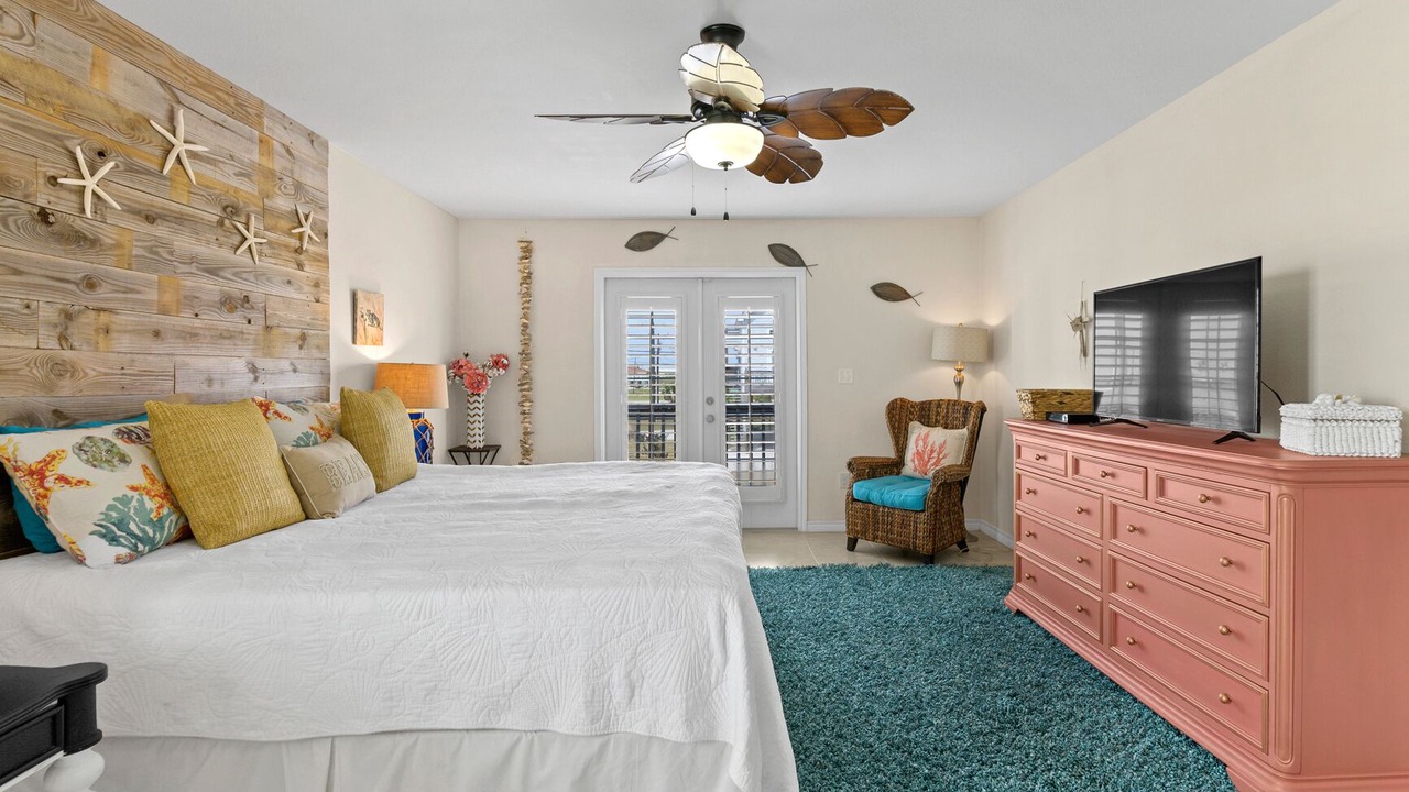 Photo of Bedroom in North Beach