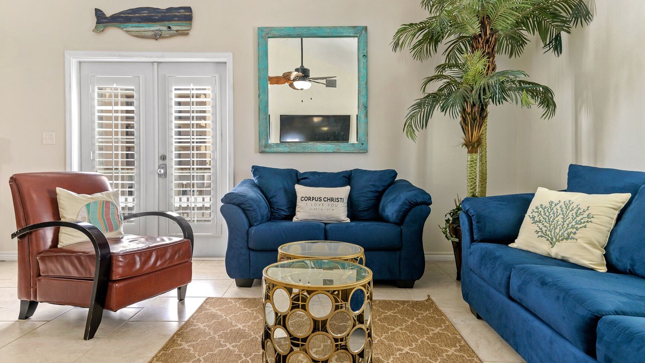 Photo of Livingroom in North Beach