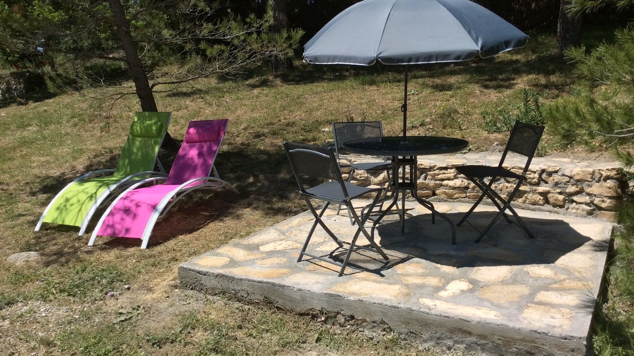 Photo of Outdoor in Saint-Michel-l'Observatoire