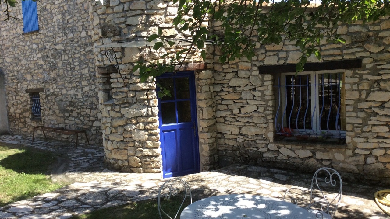 Photo of Outdoor in Saint-Michel-l'Observatoire