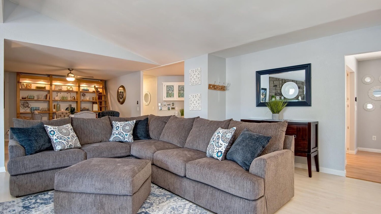 Photo of Livingroom in Temecula