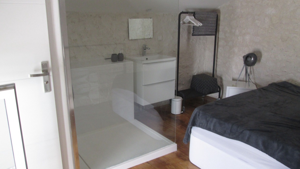 Photo of Bedroom in Virac