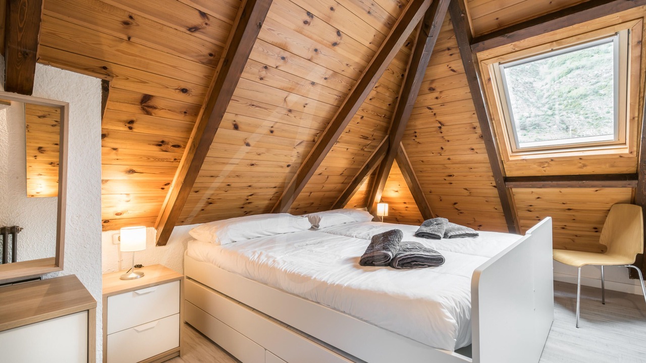 Photo of Bedroom in Garos