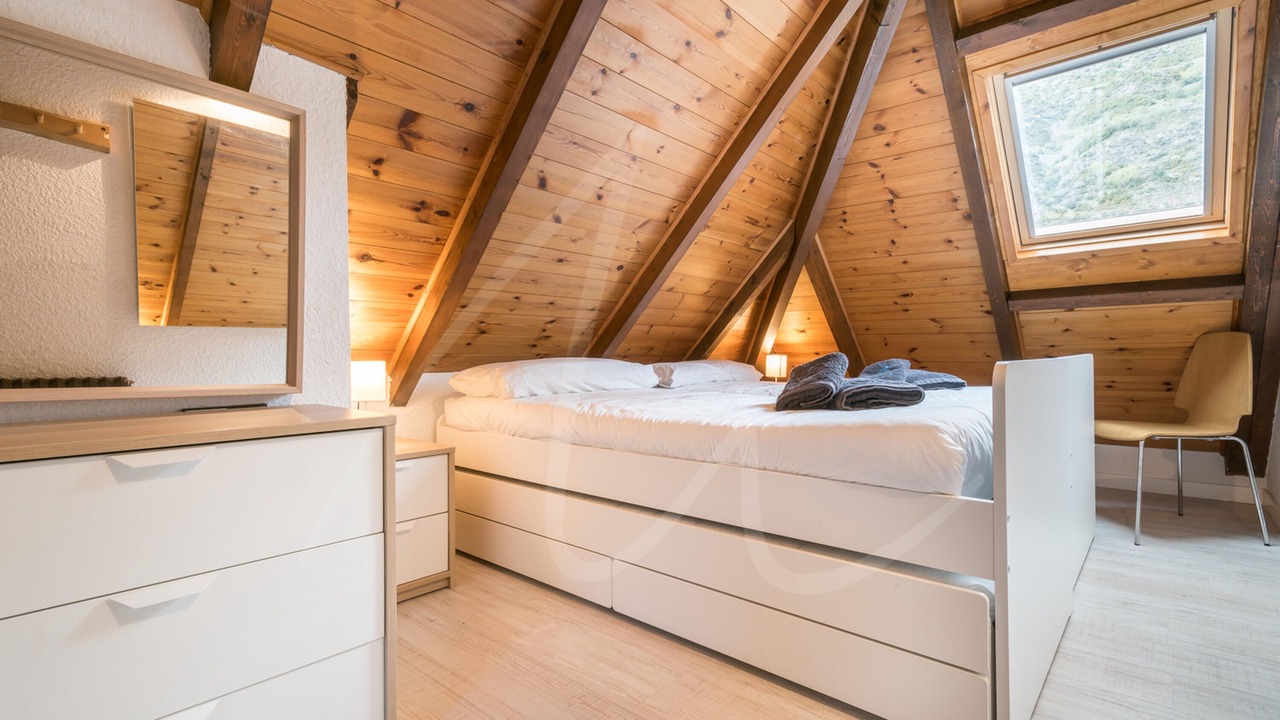 Photo of Bedroom in Garos