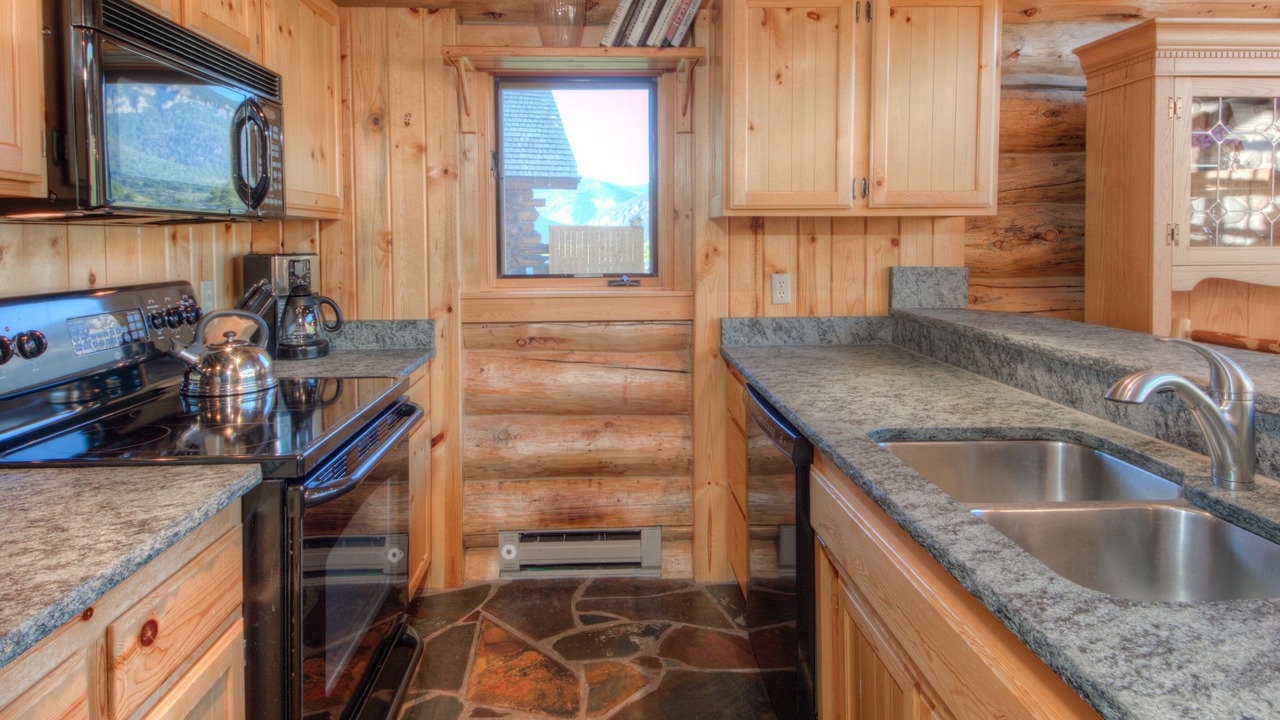 Photo of Kitchen in Gallatin Gateway