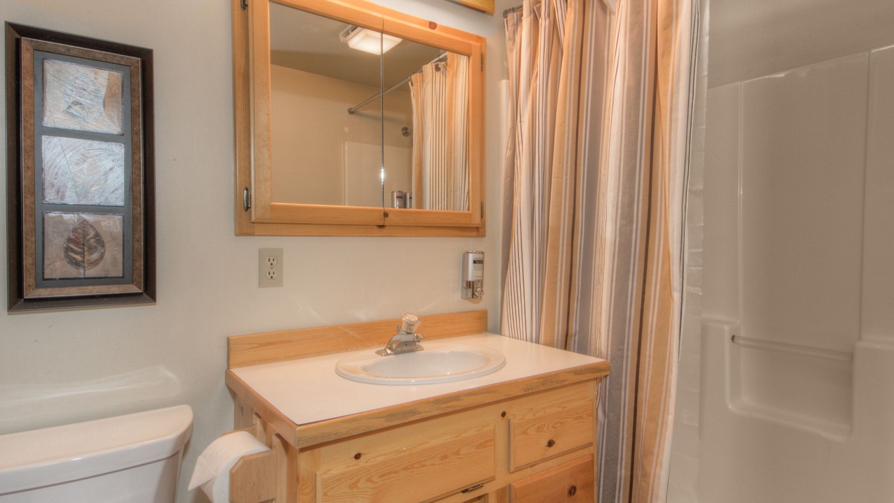 Photo of Bathroom in Gallatin Gateway