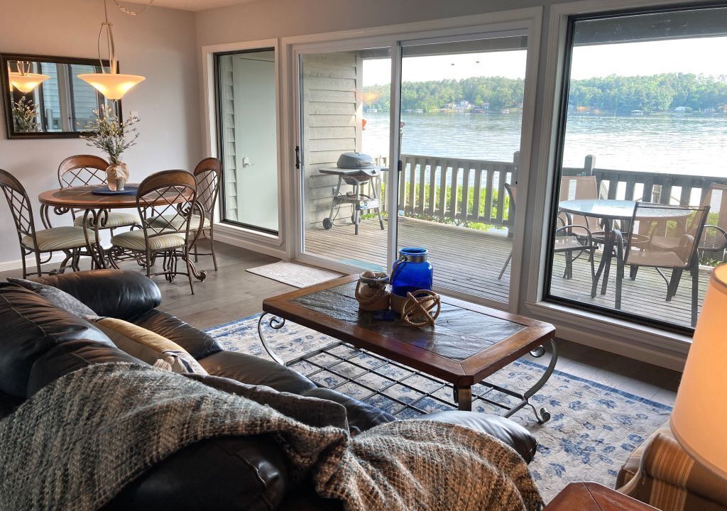 Photo of Livingroom in Hot Springs