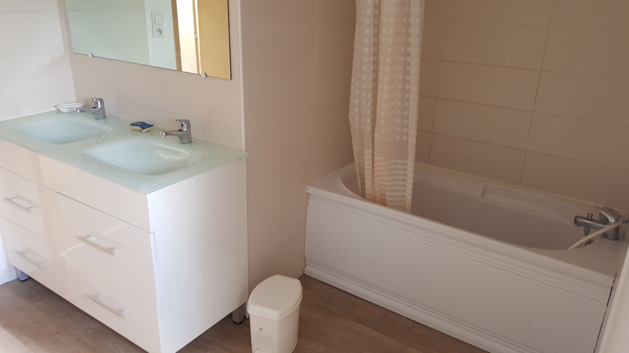 Photo of Bathroom in Savigny-en-Sancerre