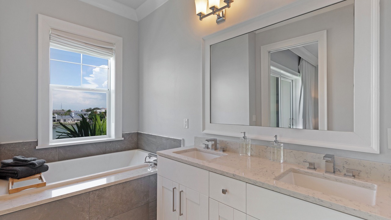 Photo of Bathroom in Clearwater Beach