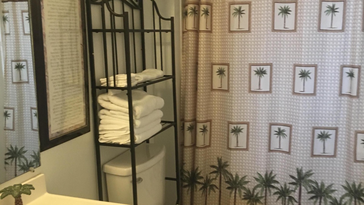 Photo of Bathroom in Gulf Shores