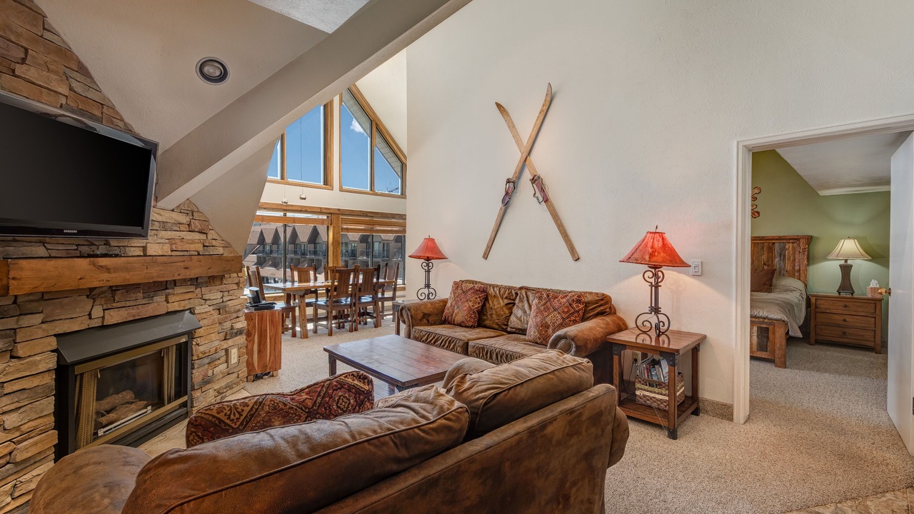 Photo of Livingroom in North Park City