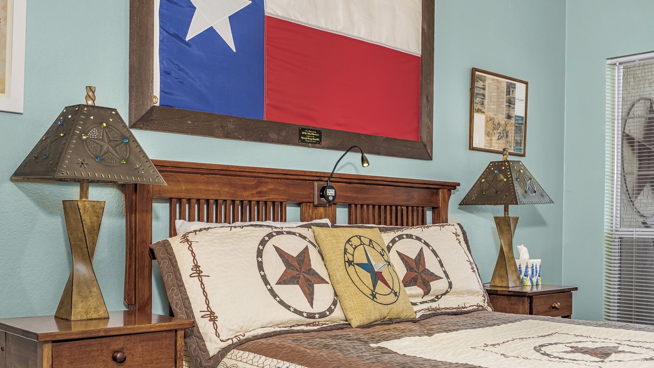 Photo of Bedroom in Highland Lake Estates