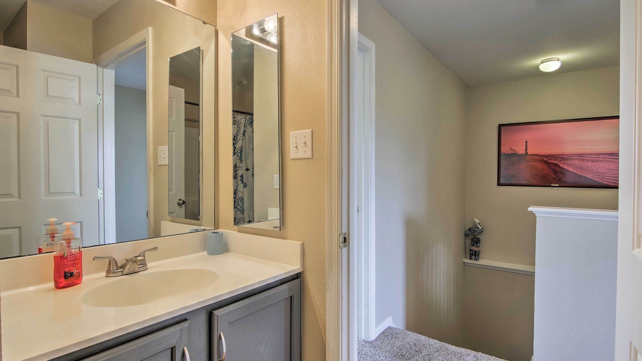 Photo of Bathroom in Ocean View