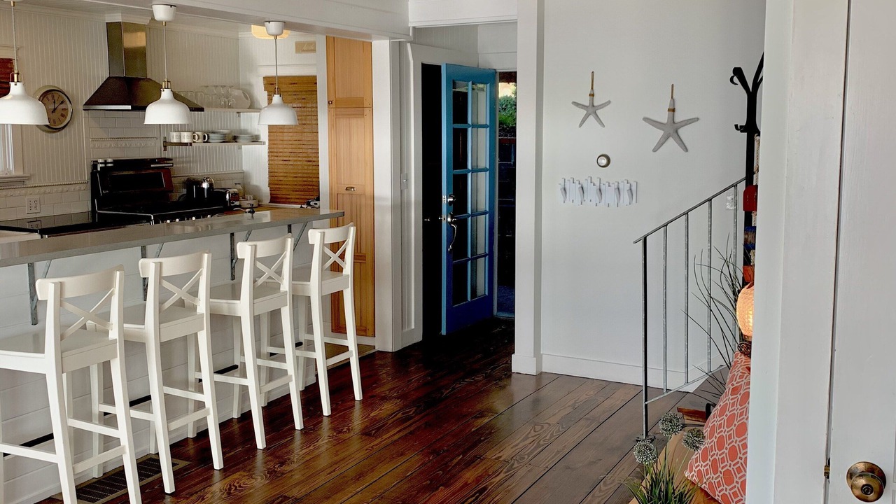 Photo of Others in Three Tree Point