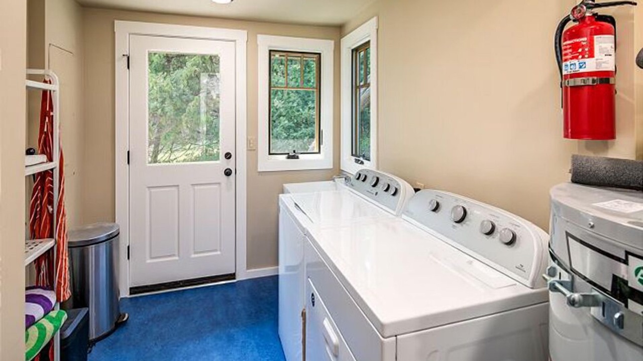 Photo of Others in Eastsound