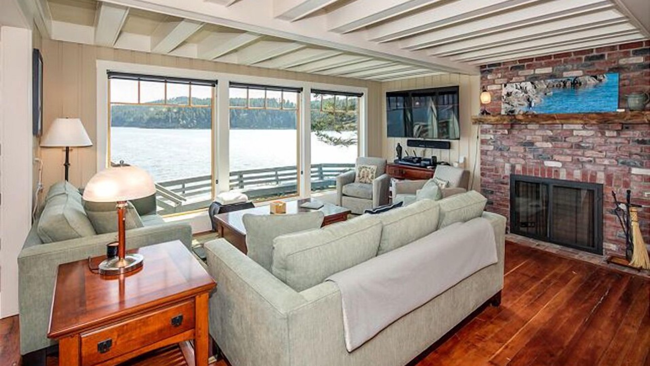 Photo of Others in Eastsound