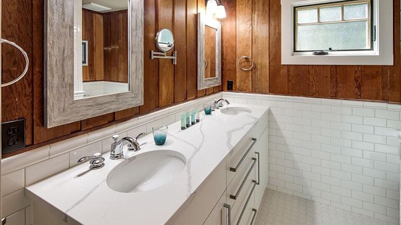 Photo of Others in Eastsound