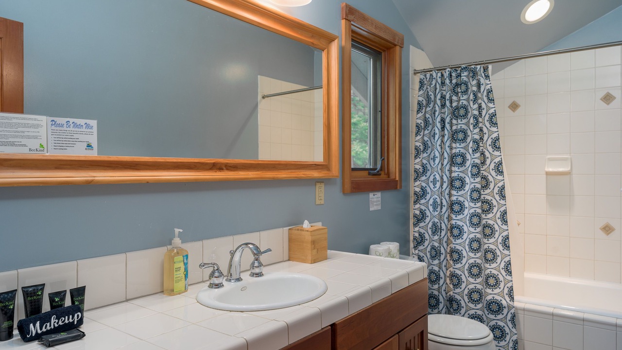 Photo of Others in Eastsound