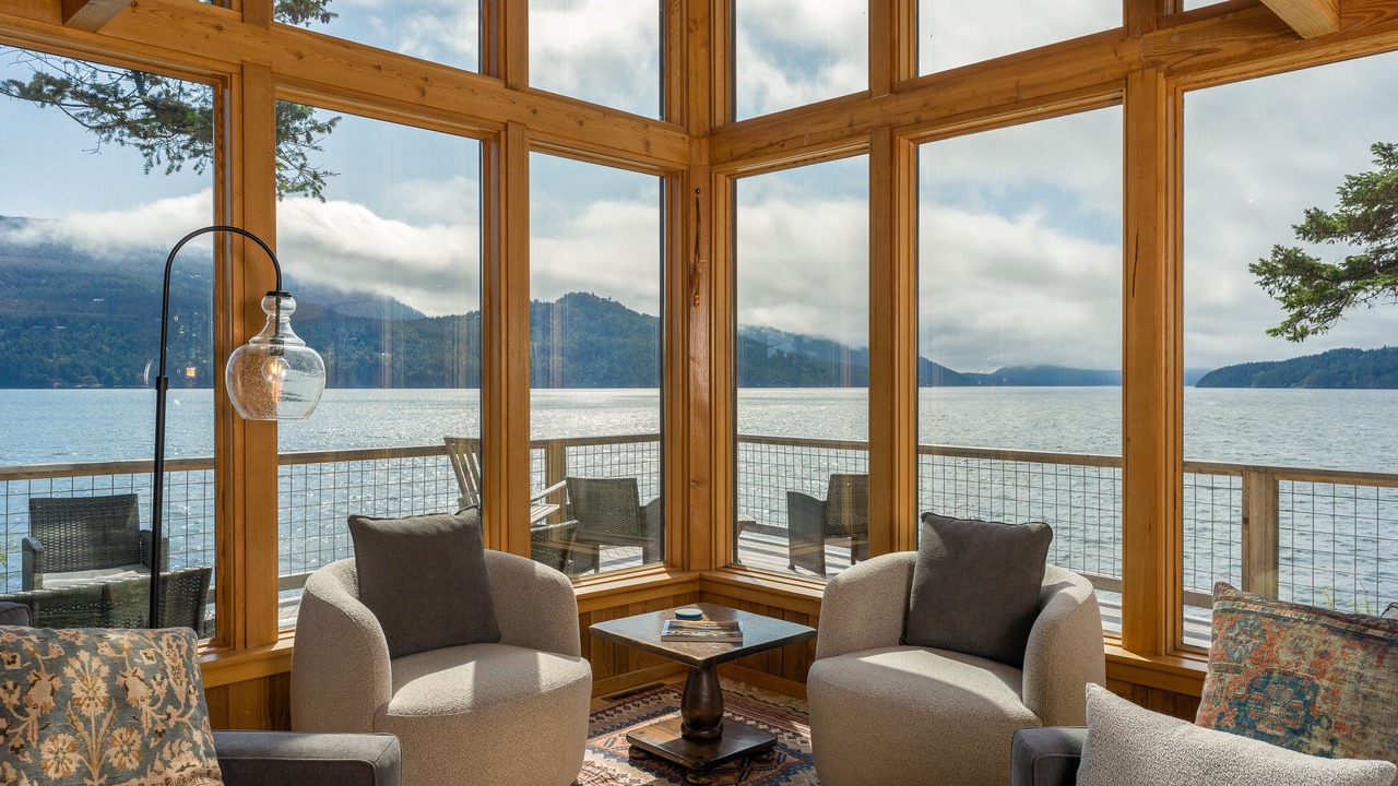 Photo of Others in Eastsound