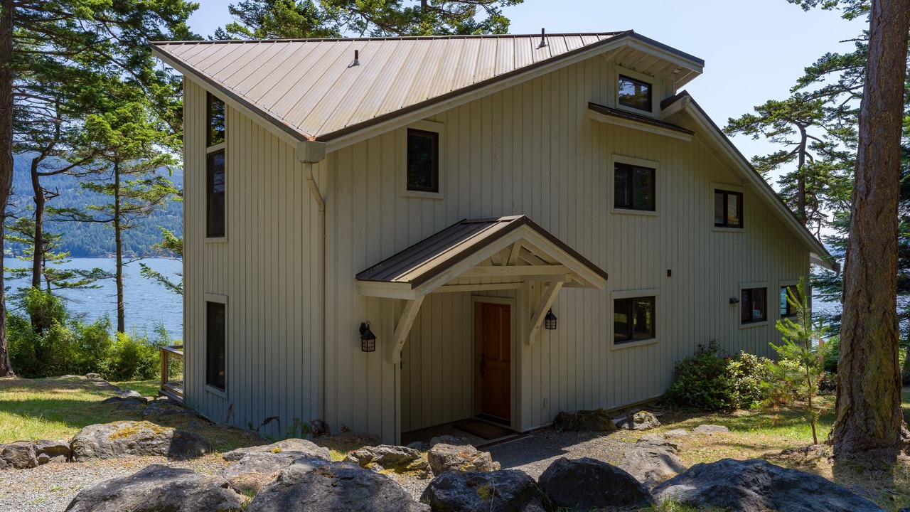 Photo of Others in Eastsound