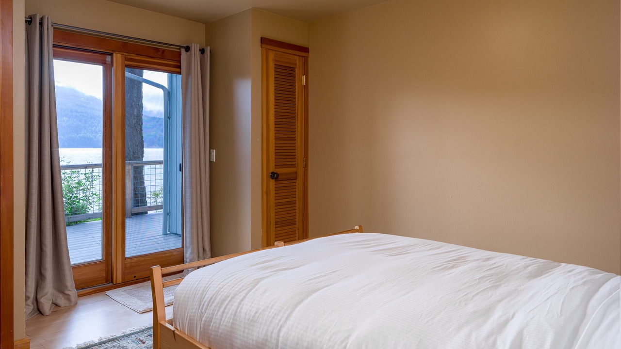 Photo of Others in Eastsound