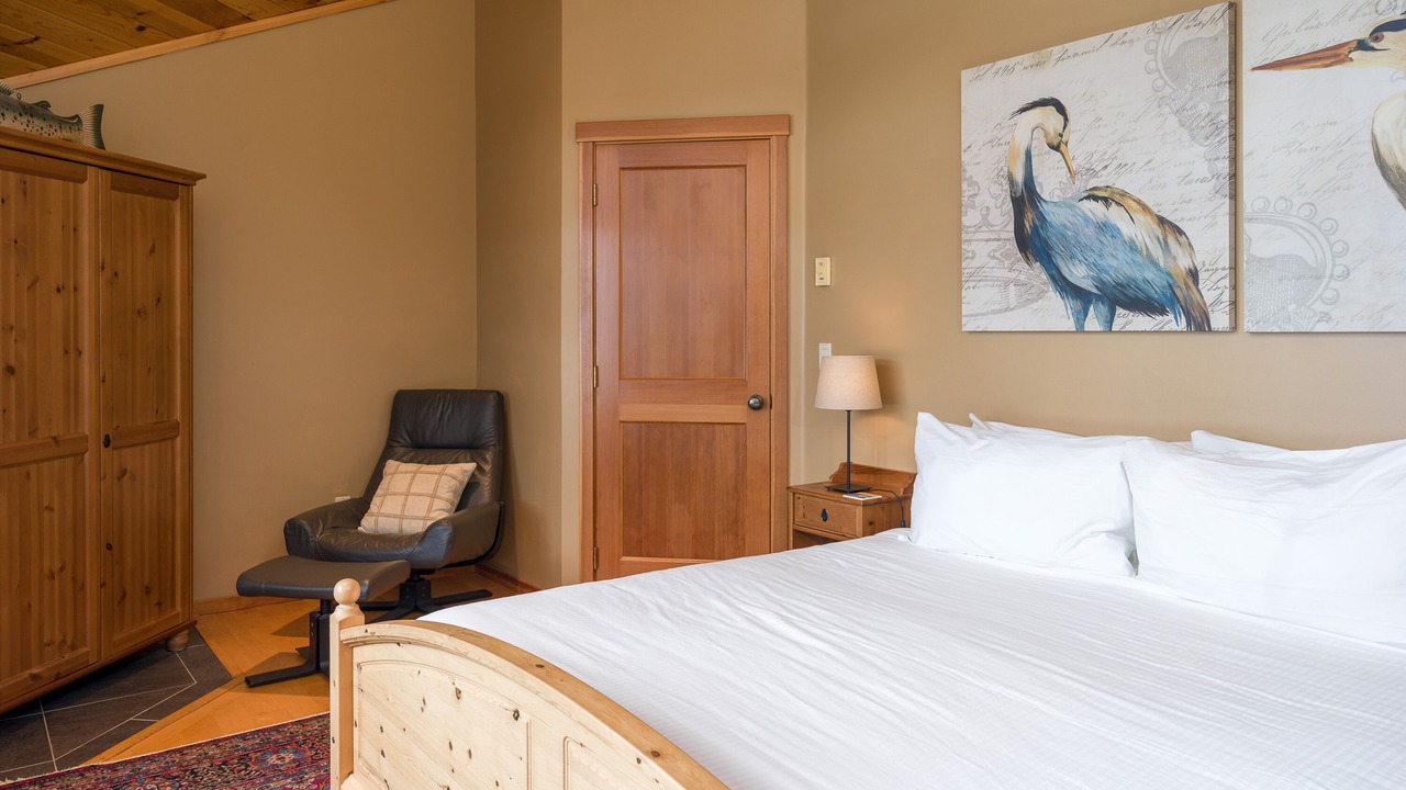 Photo of Others in Eastsound