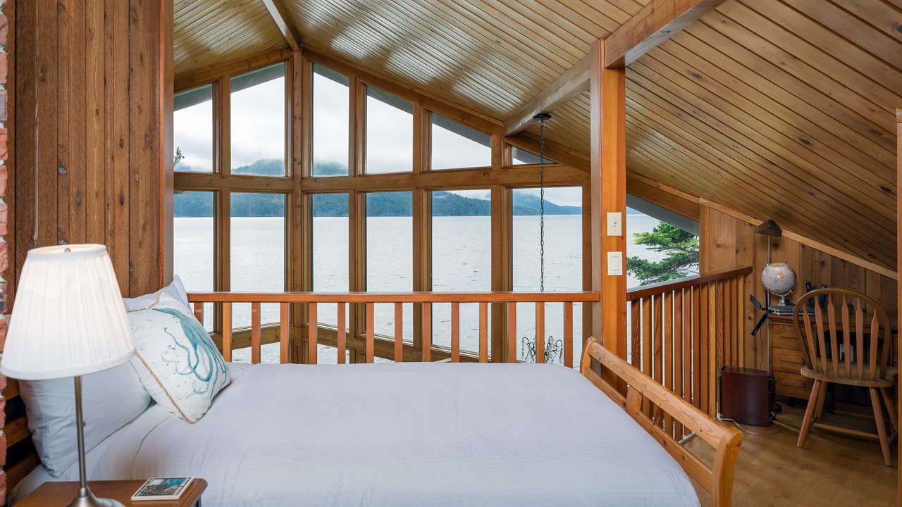 Photo of Others in Eastsound