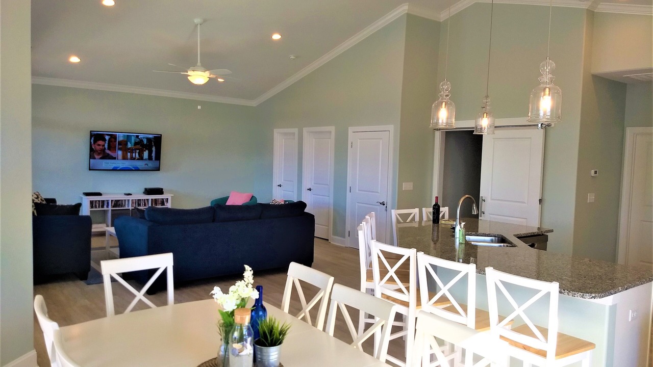Photo of Bedroom in Ocean Isle Beach