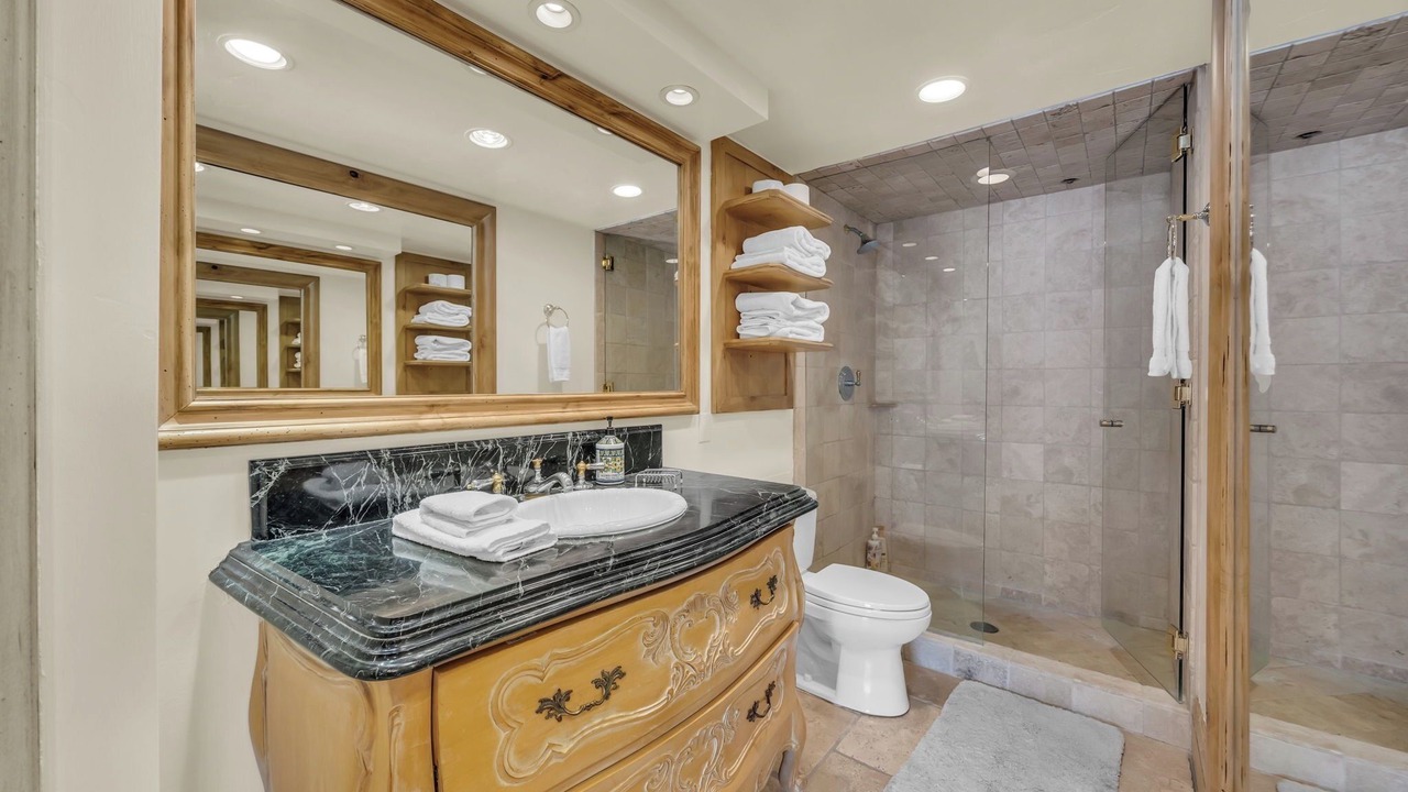 Photo of Bathroom in North Park City