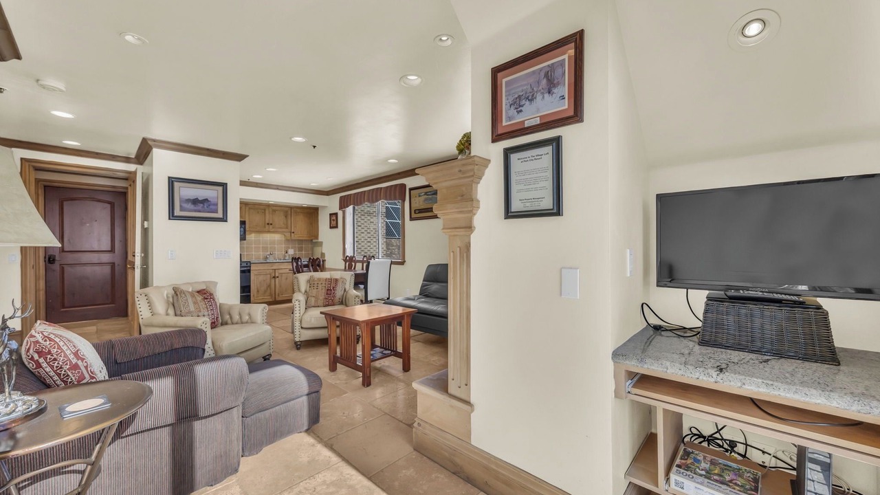 Photo of Livingroom in North Park City