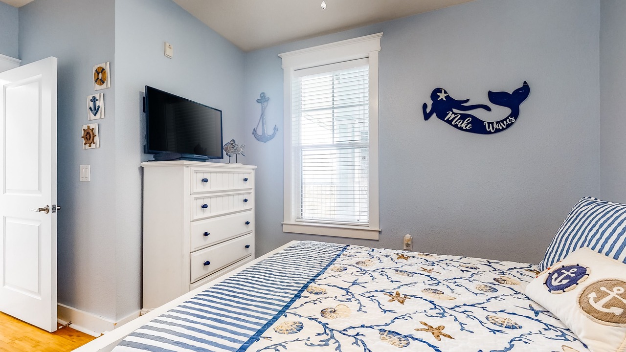 Photo of Bedroom in Red Fish Cove