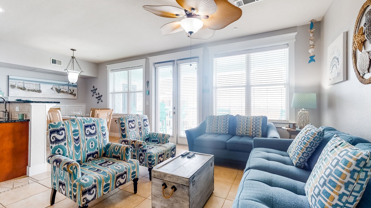 Photo of Livingroom in Red Fish Cove