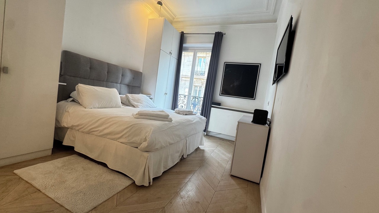 Photo of Bedroom in Porte-Dauphine