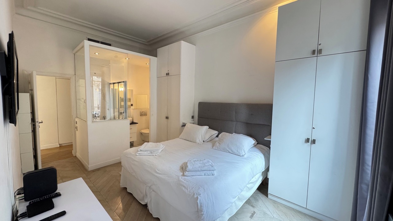 Photo of Bedroom in Porte-Dauphine