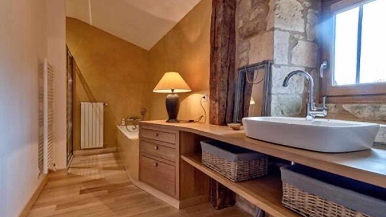 Photo of Bathroom in Marnes