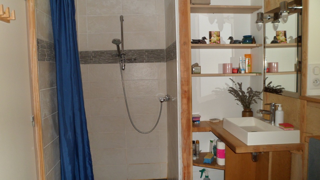Photo of Bathroom in Pouzauges