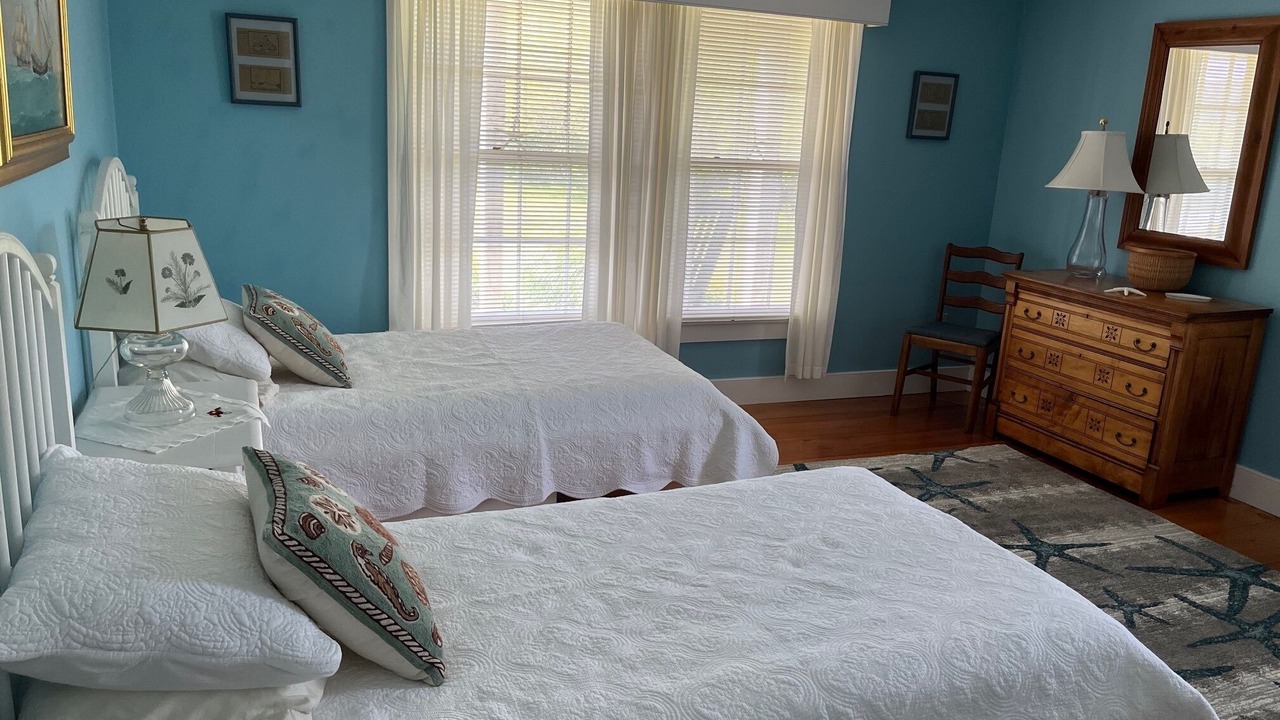 Photo of Bedroom in Tom Nevers