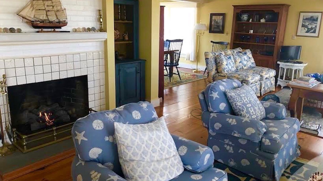 Photo of Livingroom in Tom Nevers