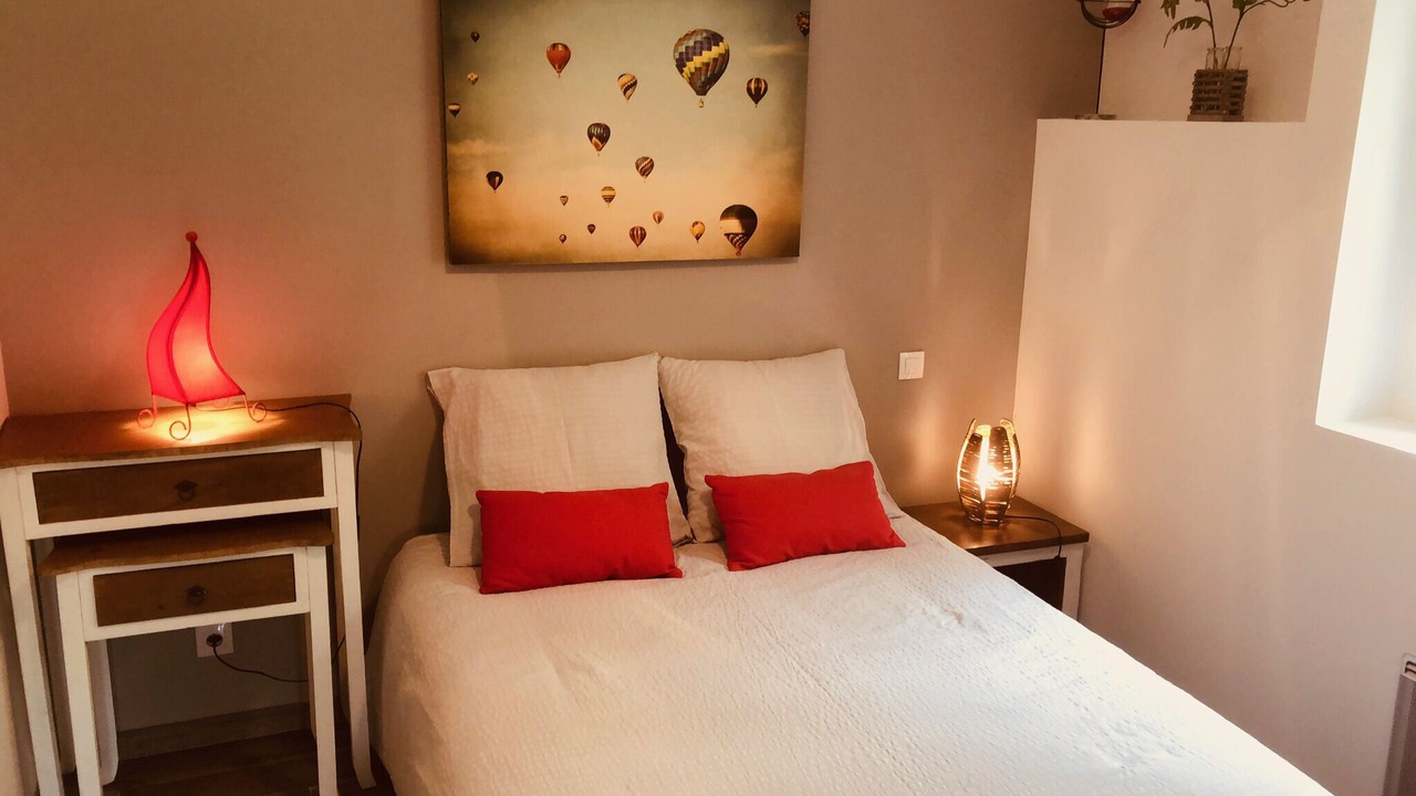 Photo of Bedroom in Savonnieres