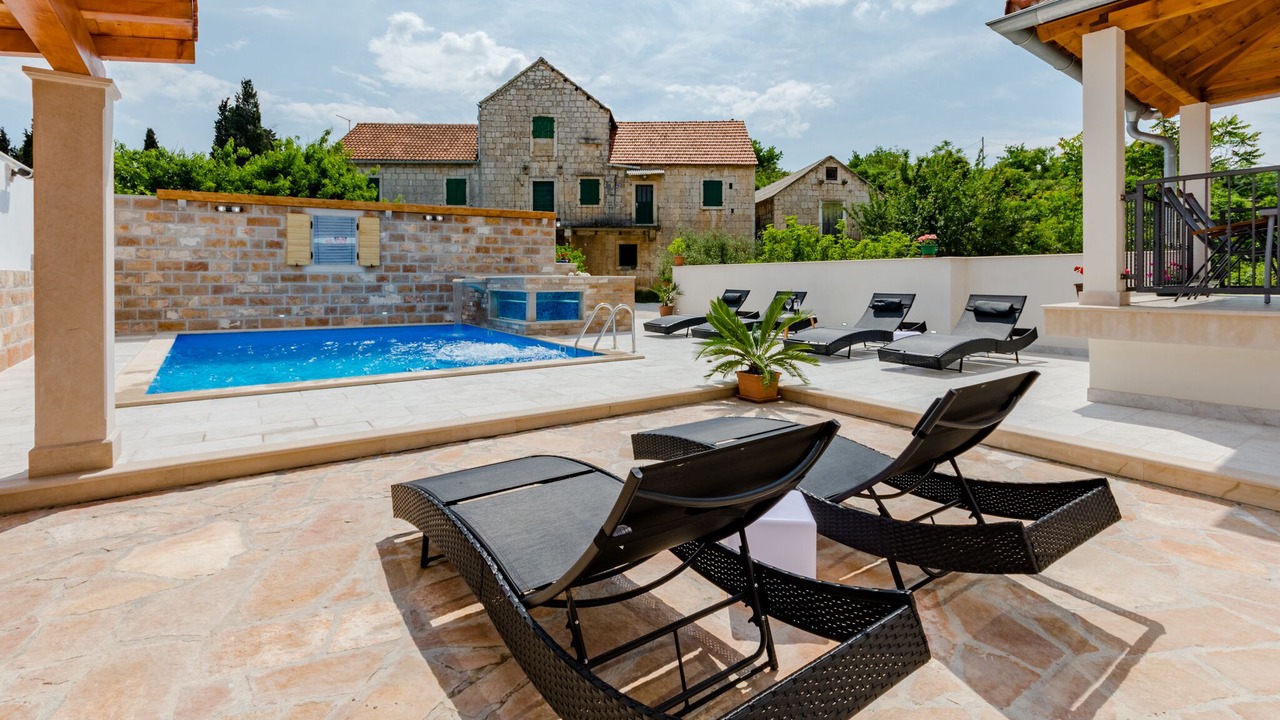 Photo of Outdoor in Nerezise